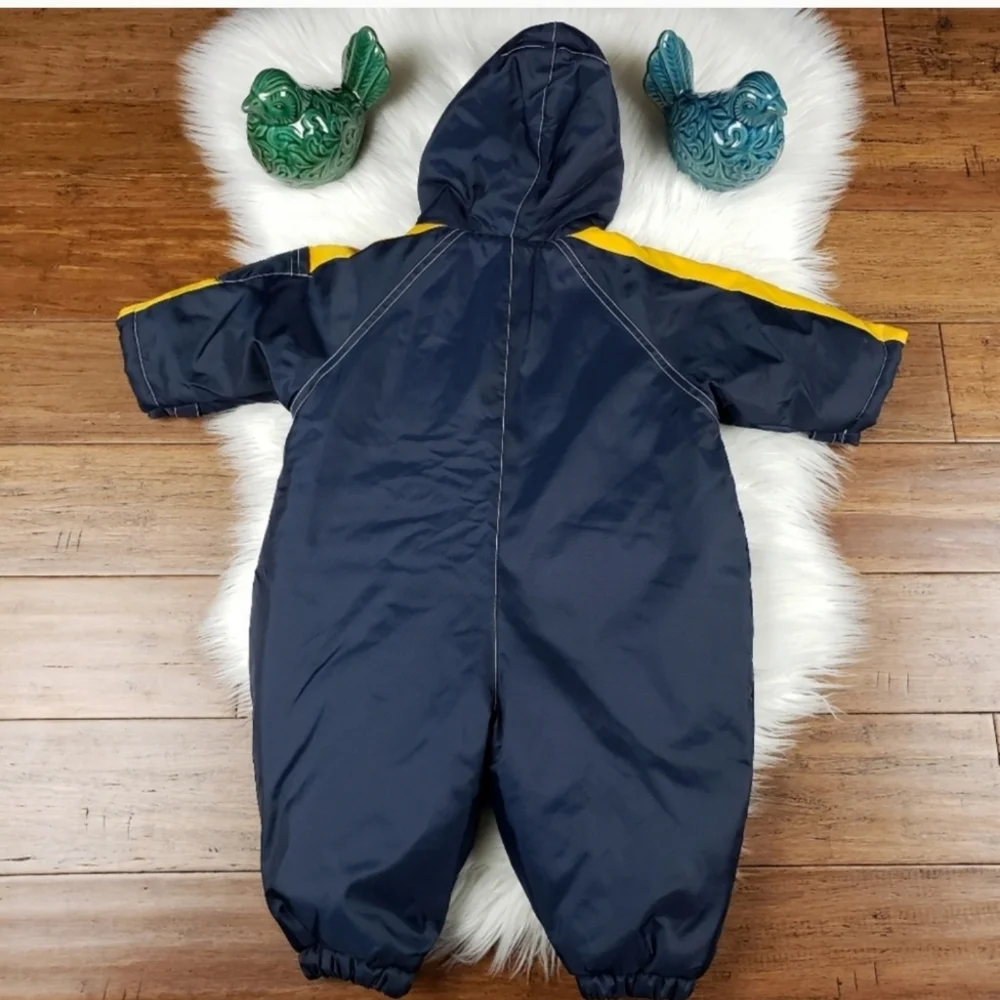 Gap baby vintage puffer snowsuit 6-12mon